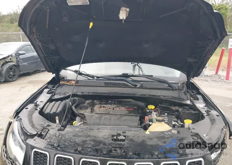 2018 Jeep Compass Limited 4X4 from USA, damaged, VIN 3C4NJDCB0JT281695